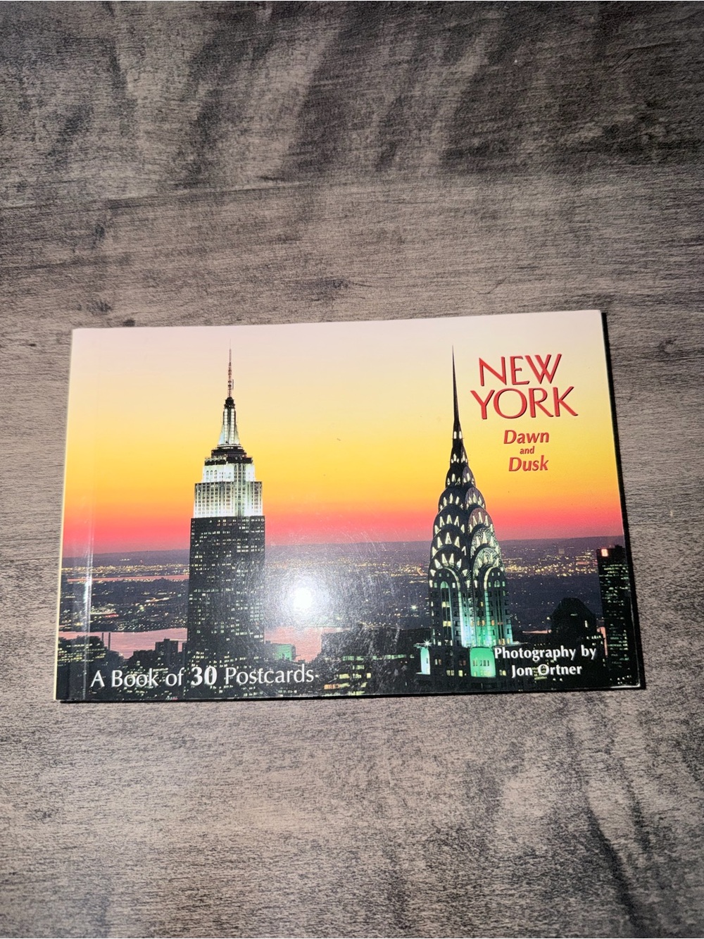 New York Dawn and Dusk Postcard Book - Vibrant Sunset (30 postcards)